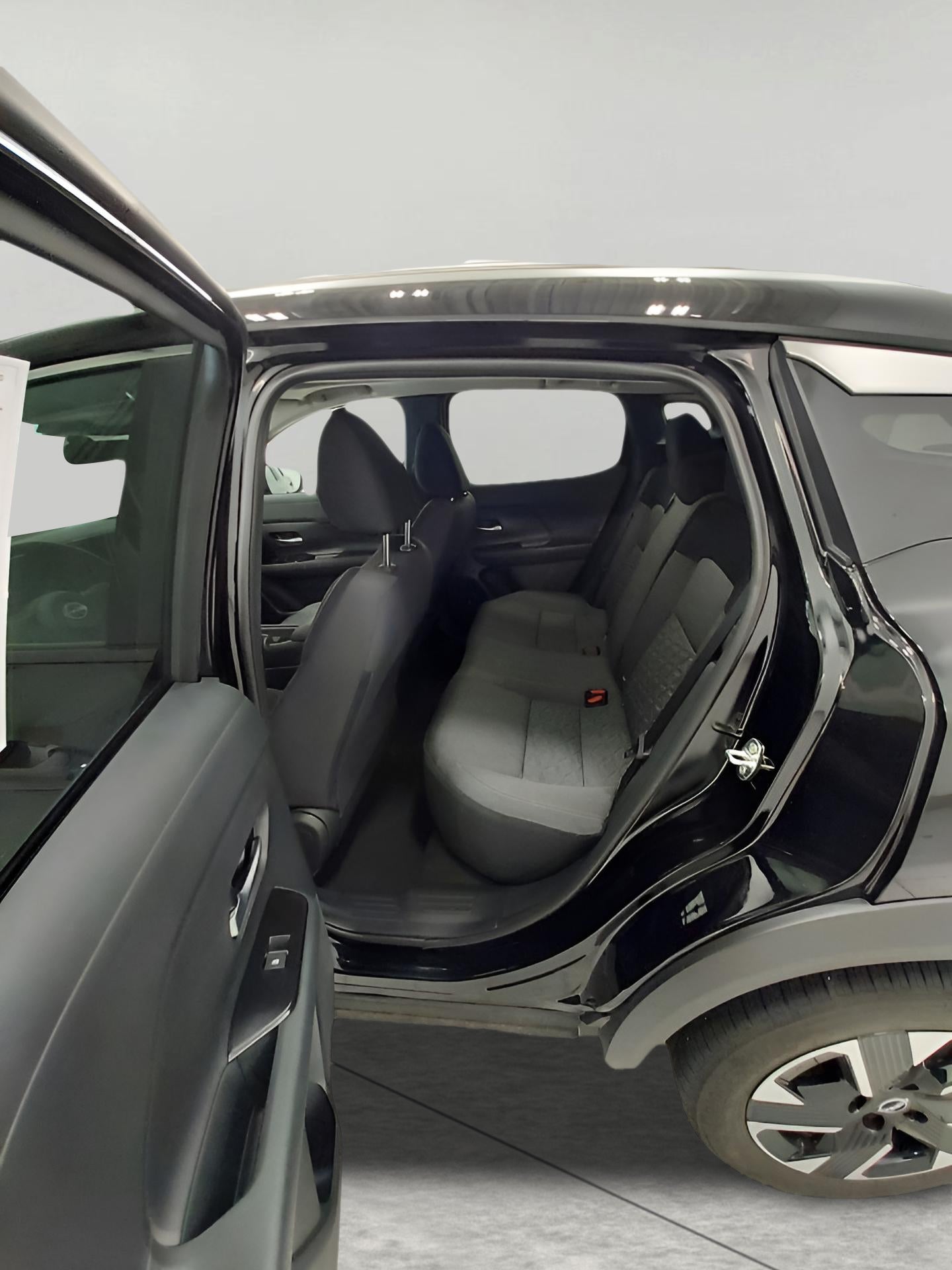 2026 Nissan Kicks SV AWD