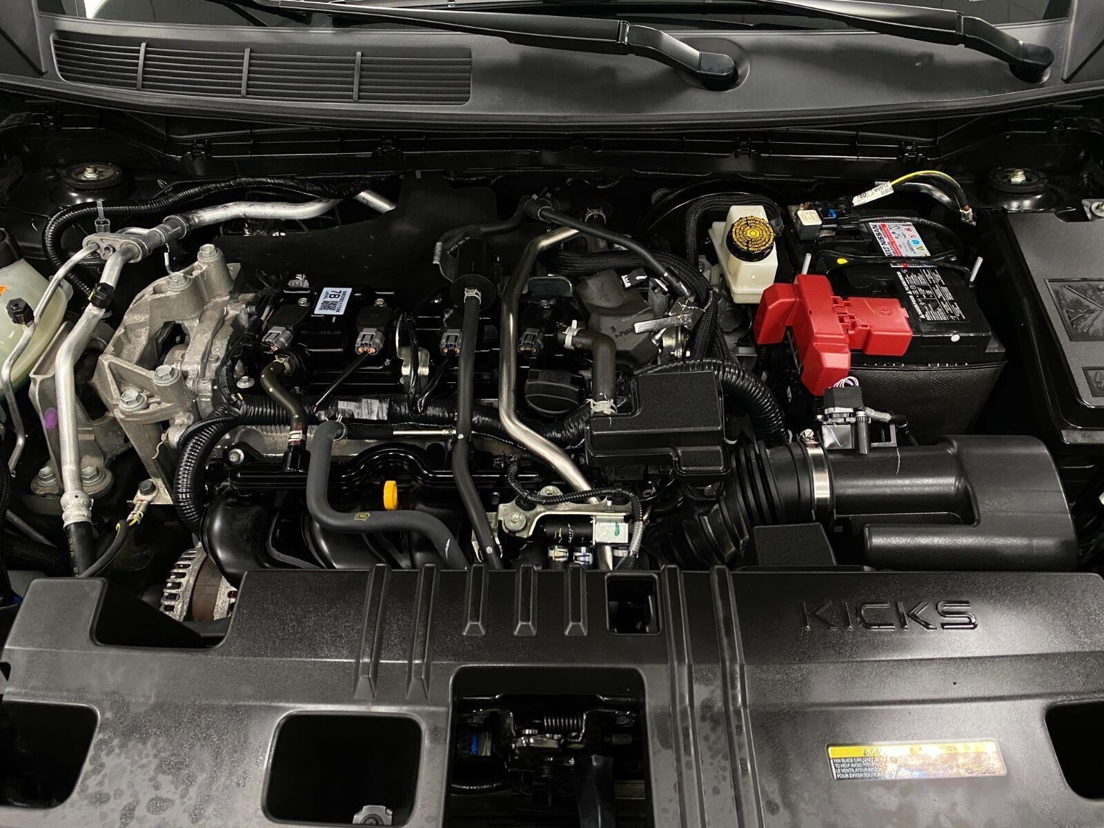 2025 Nissan Kicks SR AWD