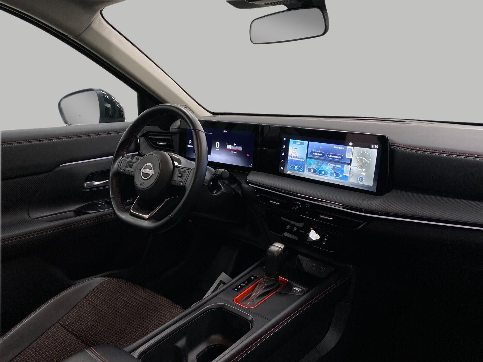 2025 Nissan Kicks SR AWD