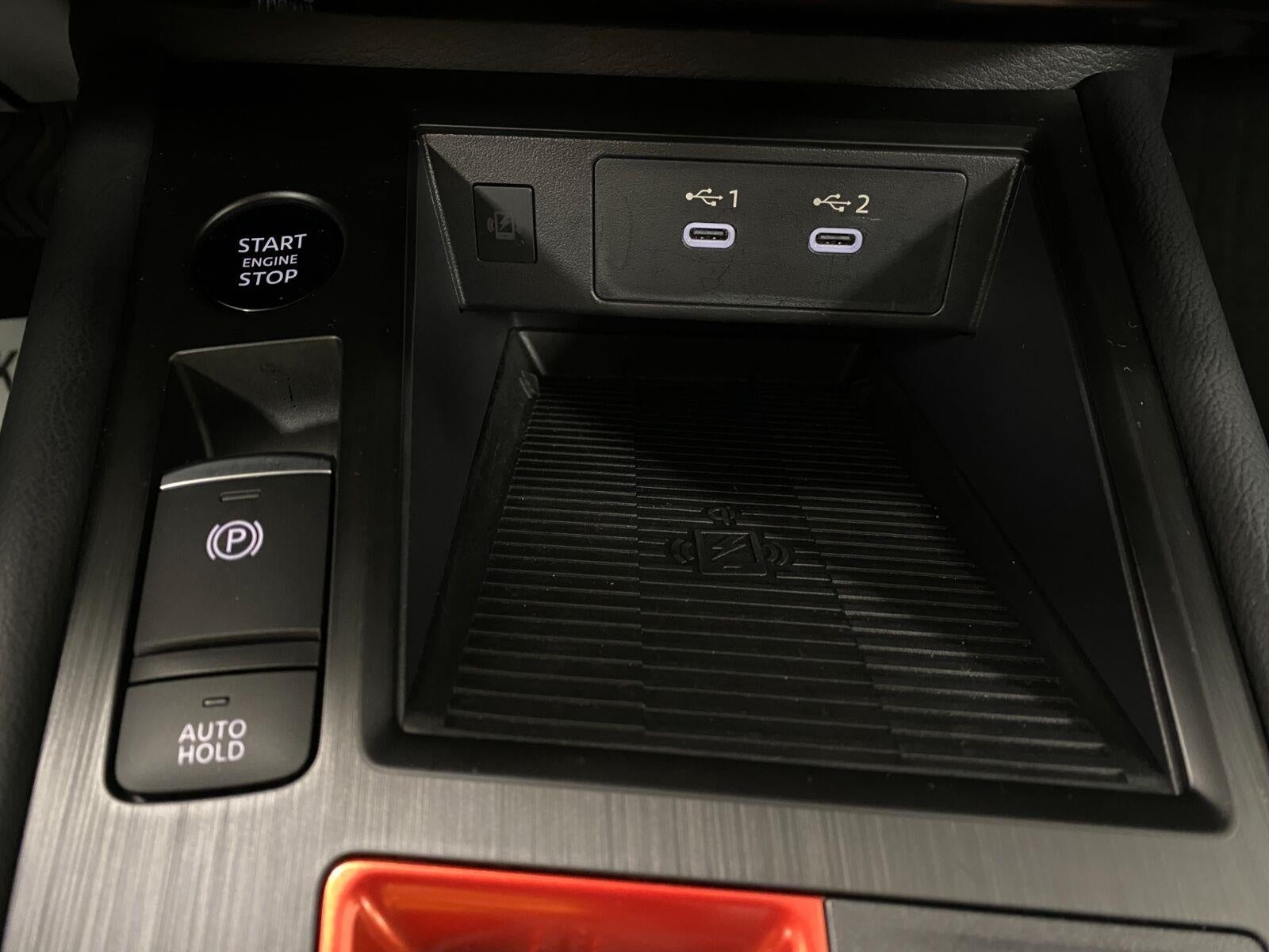 2025 Nissan Kicks SR AWD