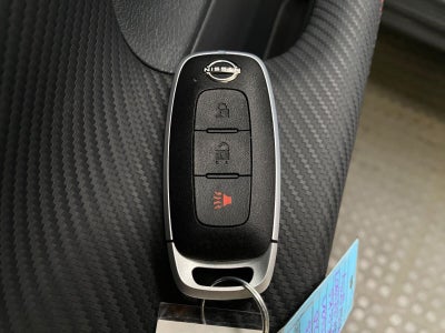 2025 Nissan Kicks SR AWD