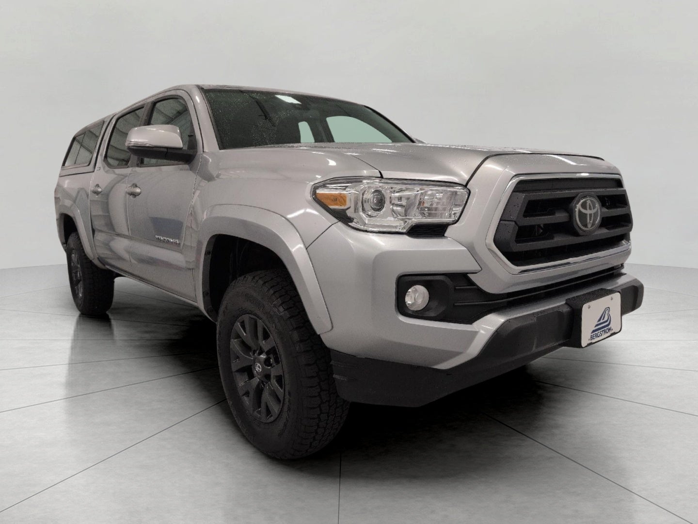 2023 Toyota Tacoma 4WD SR5 Double Cab 5' Bed V6 AT