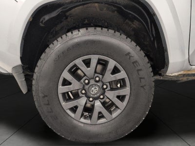 2023 Toyota Tacoma 4WD SR5 Double Cab 5' Bed V6 AT