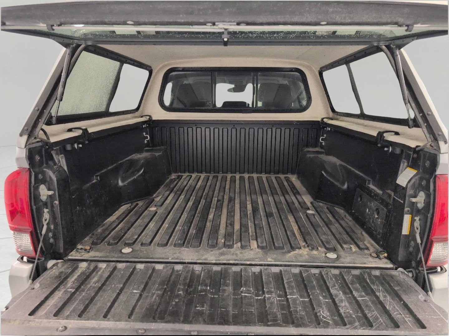 2023 Toyota Tacoma 4WD SR5 Double Cab 5' Bed V6 AT