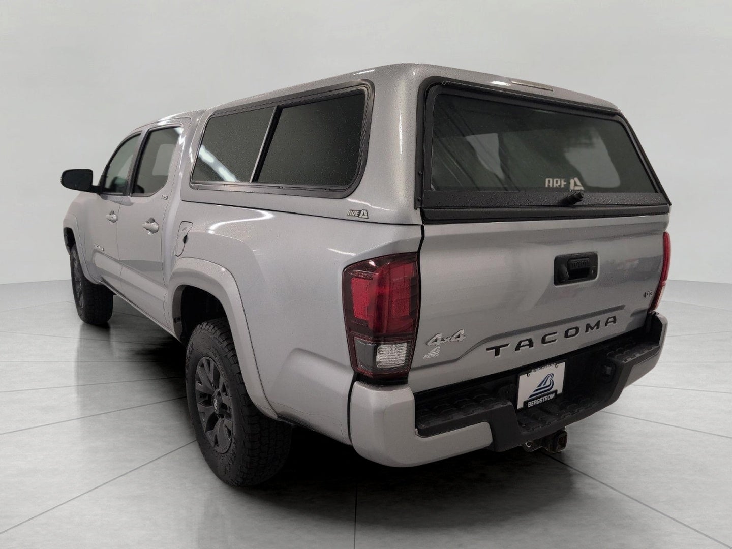 2023 Toyota Tacoma 4WD SR5 Double Cab 5' Bed V6 AT