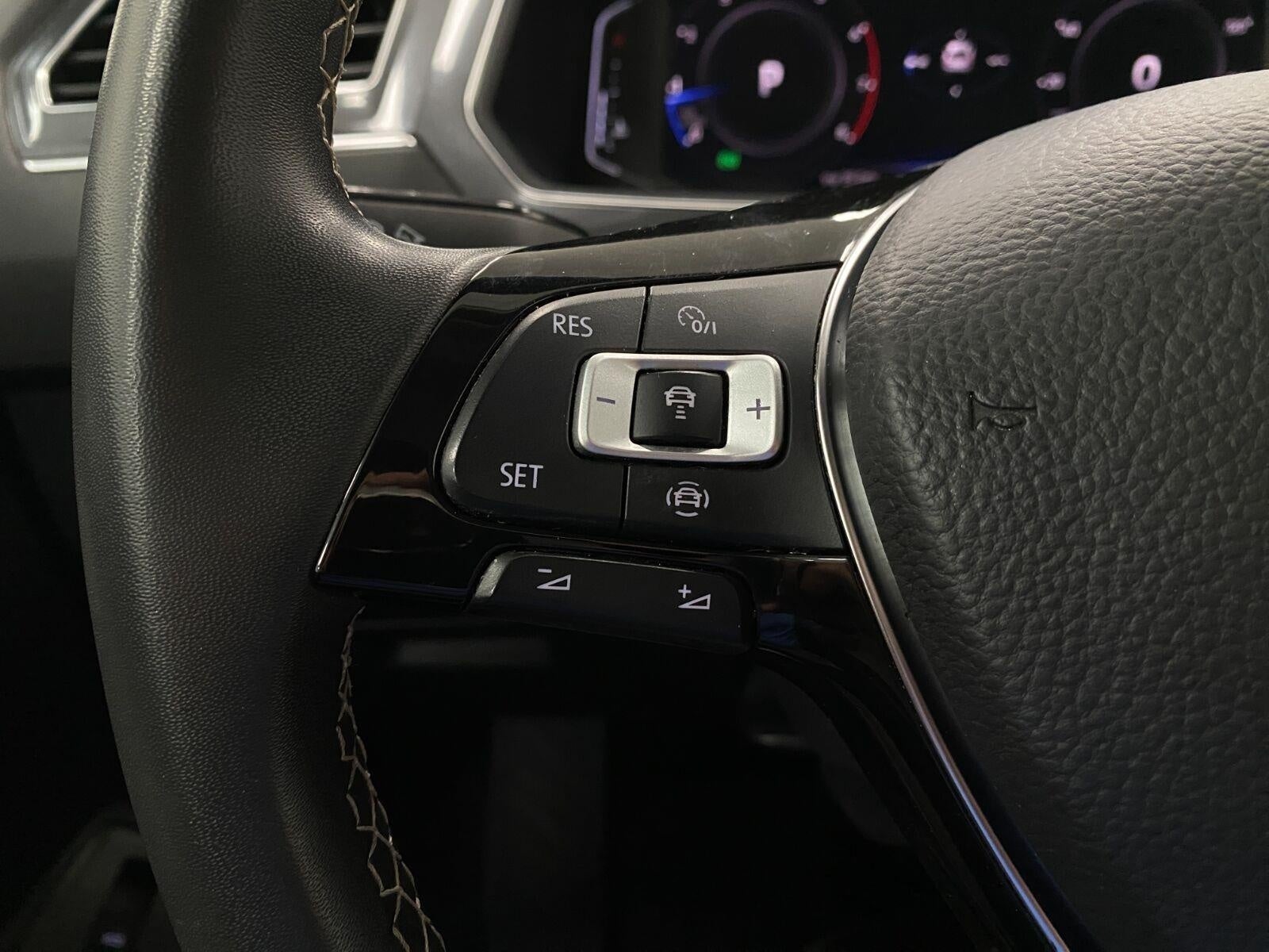 2021 Volkswagen Tiguan 2.0T SEL 4MOTION