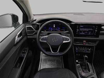 2025 Volkswagen Taos SE Black 4MOTION