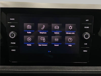 2025 Volkswagen Taos SE Black 4MOTION