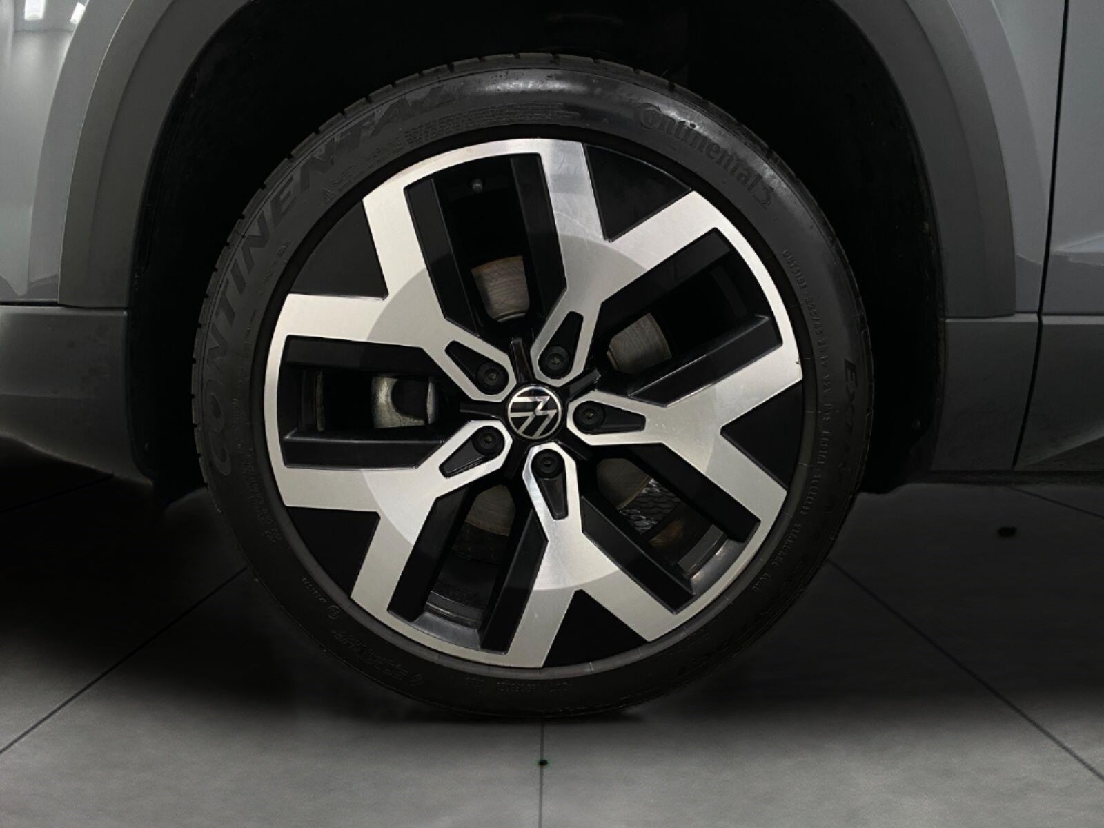 2022 Volkswagen Taos SEL 4MOTION