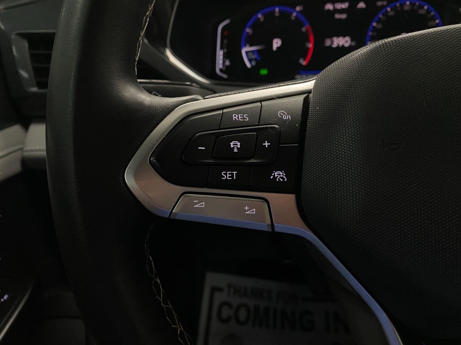 2022 Volkswagen Taos SEL 4MOTION
