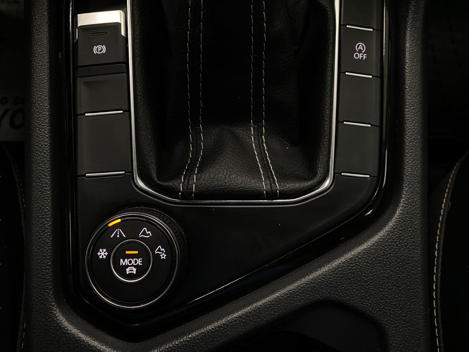 2022 Volkswagen Taos SEL 4MOTION