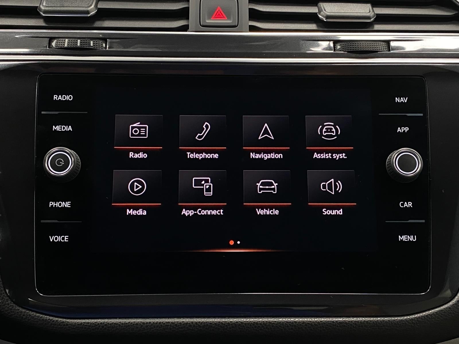 2024 Volkswagen Tiguan 2.0T SEL R-Line 4MOTION
