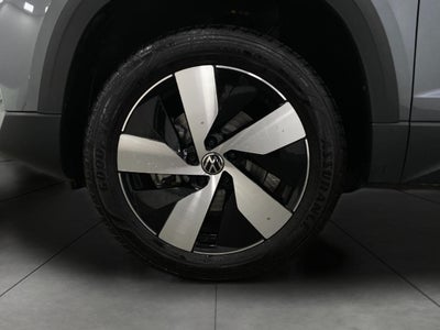 2025 Volkswagen Taos S 4MOTION