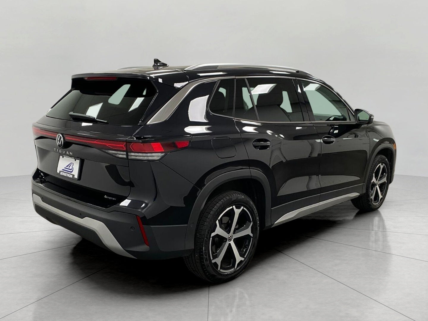 2026 Volkswagen Tiguan SE 4MOTION