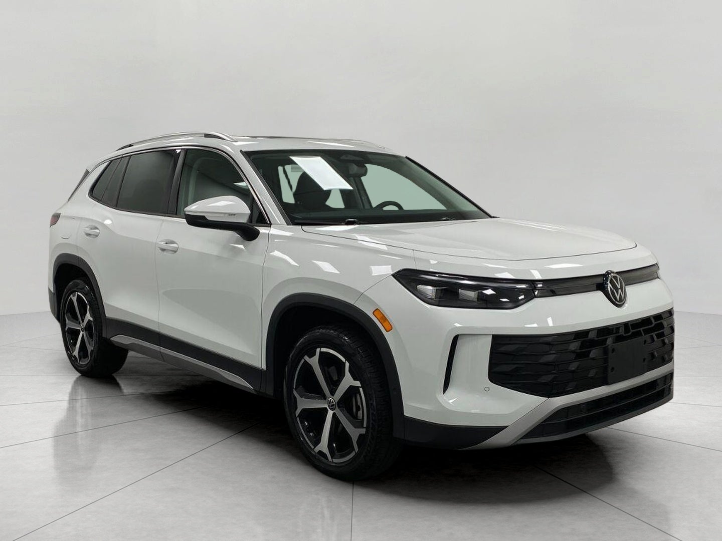 2026 Volkswagen Tiguan SE 4MOTION