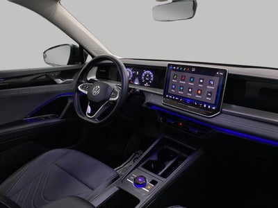 2025 Volkswagen Tiguan 2.0T SE 4MOTION