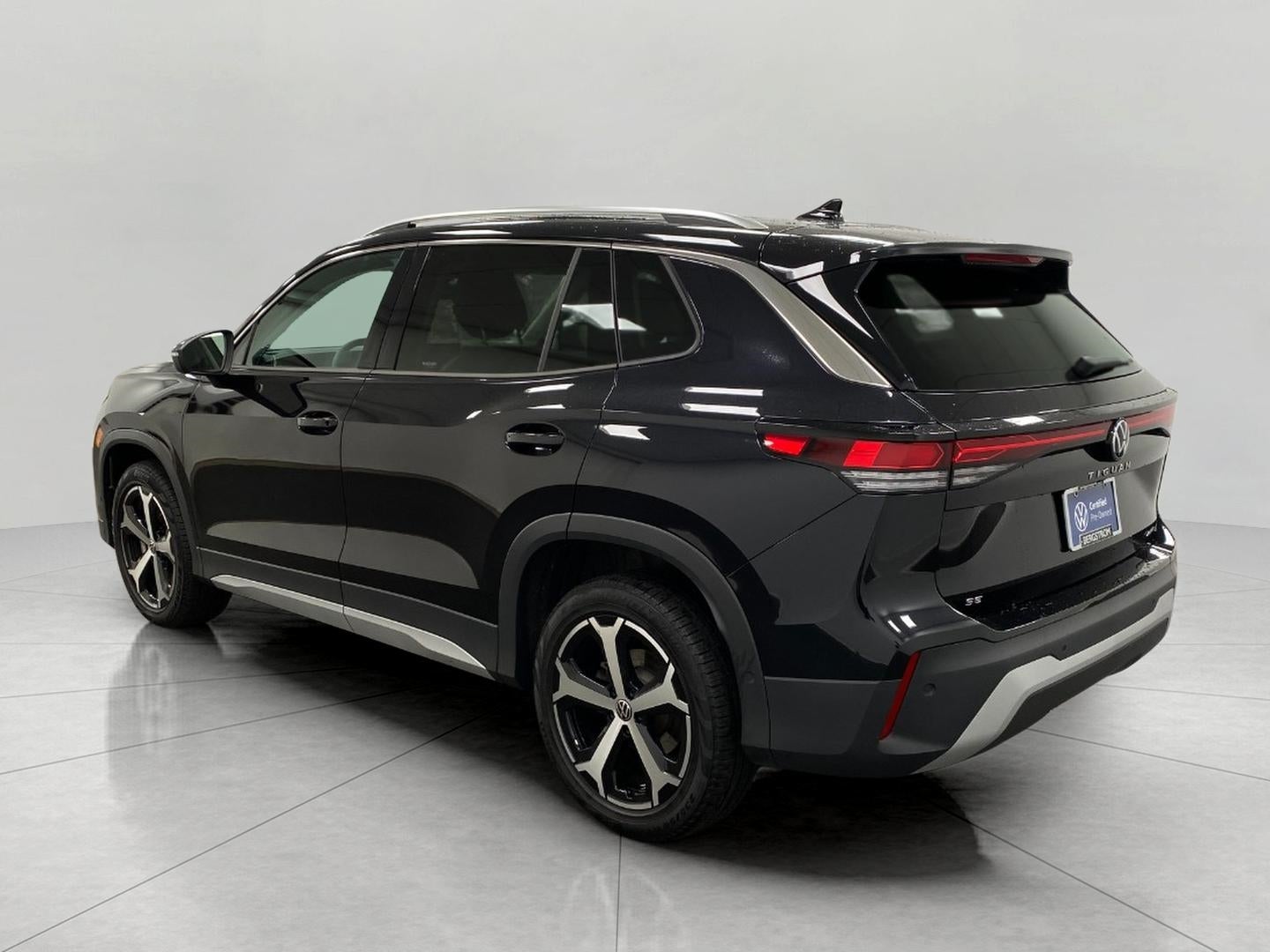 2025 Volkswagen Tiguan 2.0T SE 4MOTION