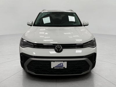 2025 Volkswagen Taos SE 4MOTION