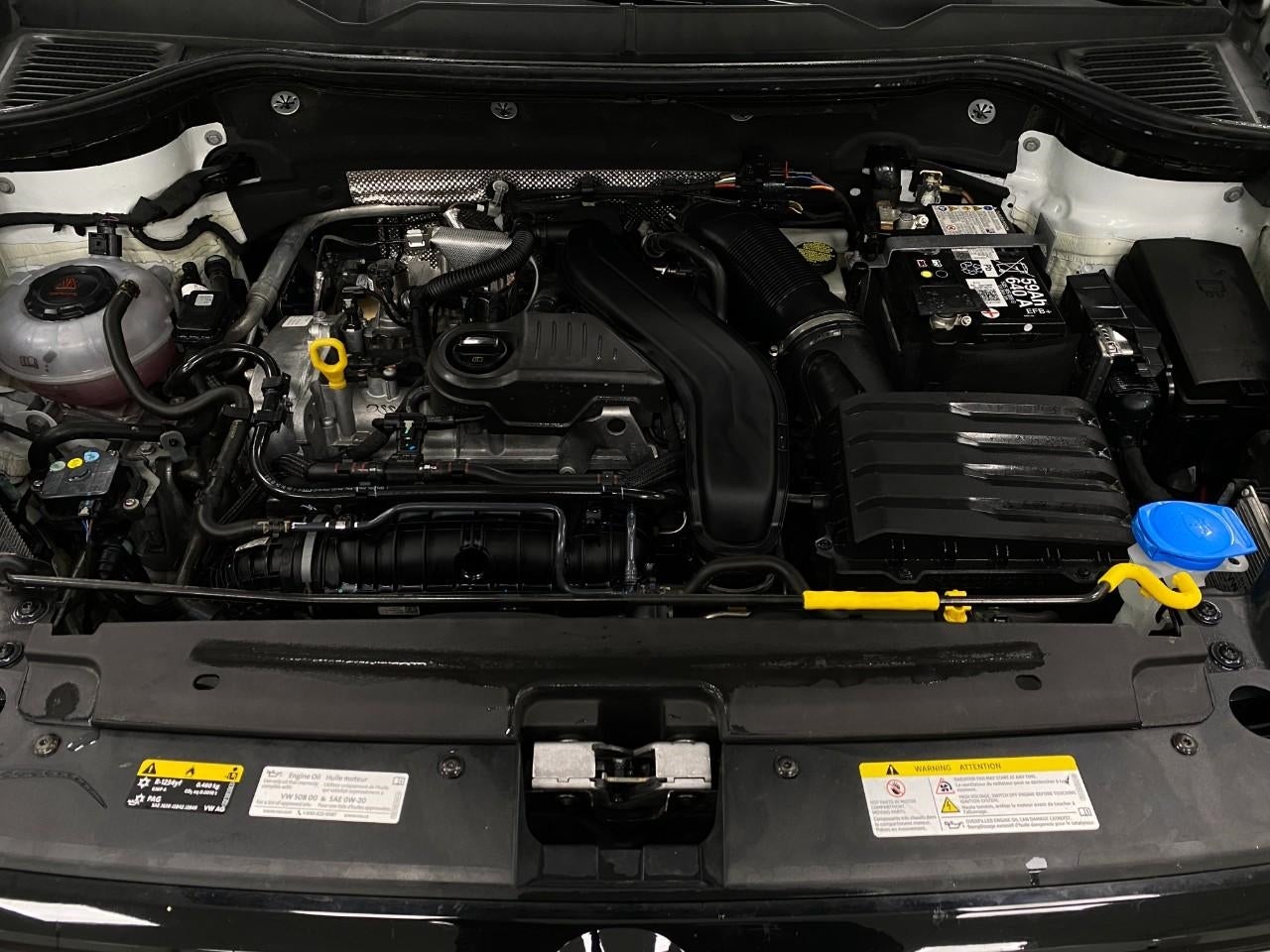 2025 Volkswagen Taos SE 4MOTION