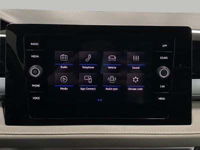 2025 Volkswagen Taos SE 4MOTION