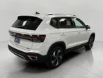 2025 Volkswagen Taos SE 4MOTION