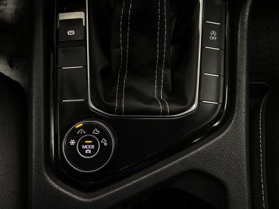 2023 Volkswagen Taos SE 4MOTION