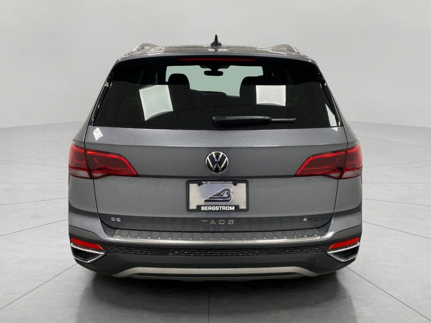 2023 Volkswagen Taos SE 4MOTION