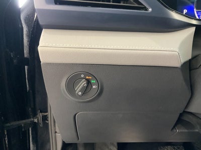 2024 Volkswagen Taos SE 4MOTION