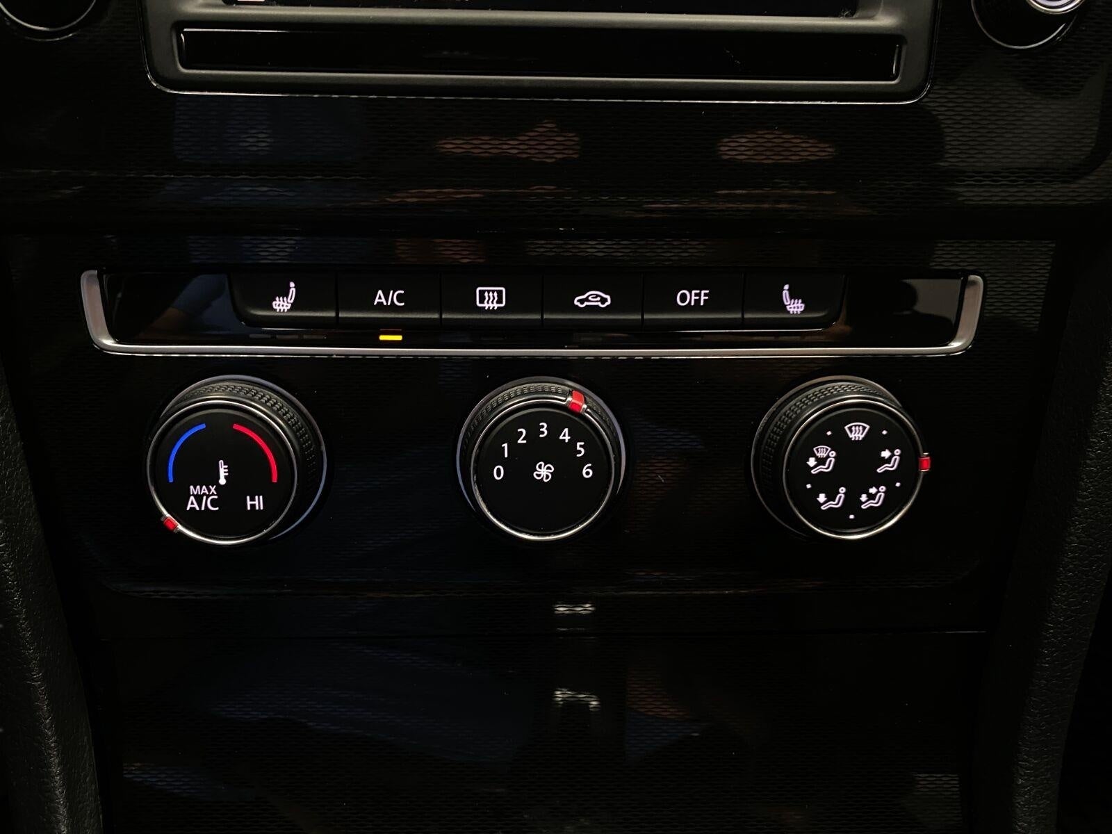 2016 Volkswagen Golf GTI 4dr HB Man S