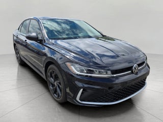 2025 Volkswagen Jetta SE Auto