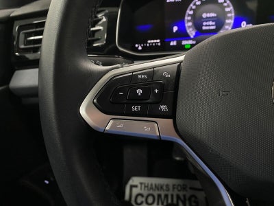 2025 Volkswagen Jetta SE Auto