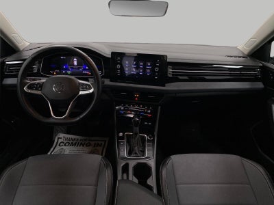 2025 Volkswagen Jetta SE Auto
