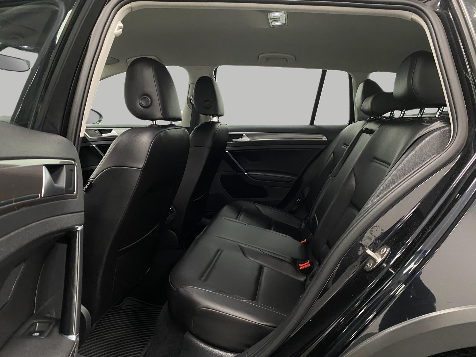 2017 Volkswagen Golf Alltrack 1.8T S DSG
