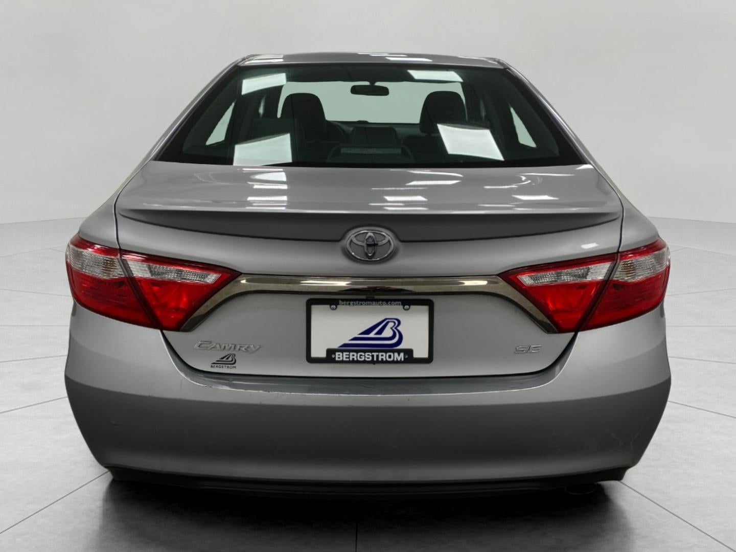 2015 Toyota CAMRY 4DR CAR