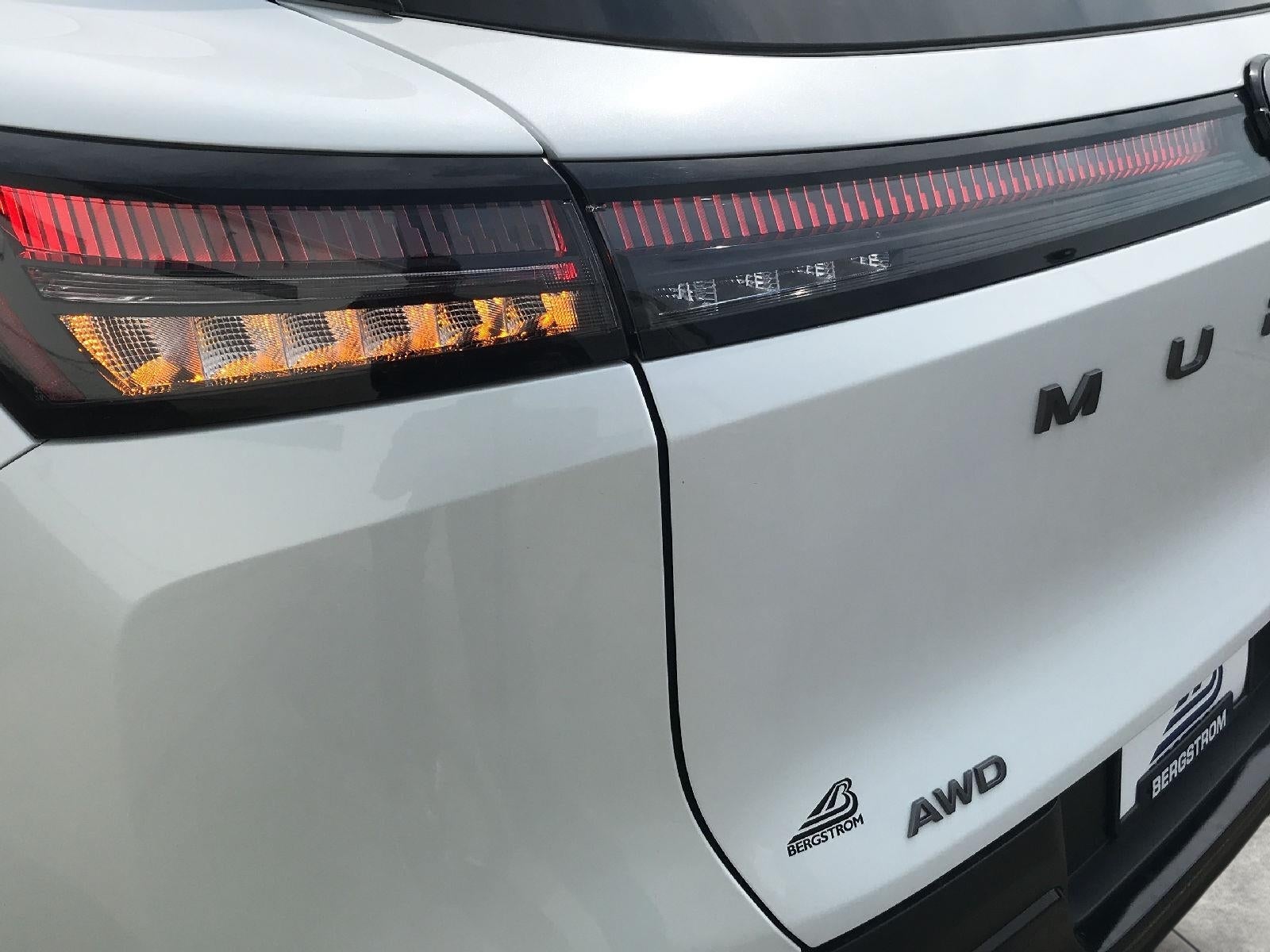 2025 Nissan Murano AWD SV