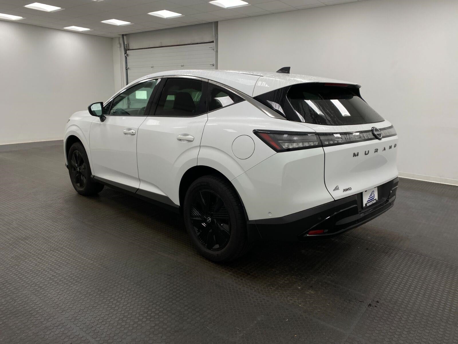 2025 Nissan Murano AWD SV