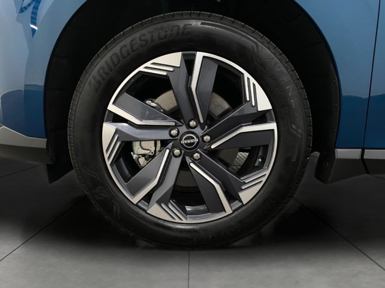 2025 Nissan Murano AWD SL