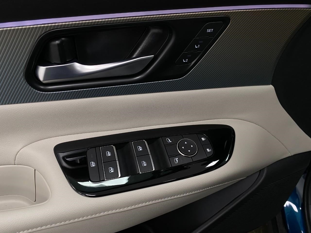 2025 Nissan Murano AWD SL