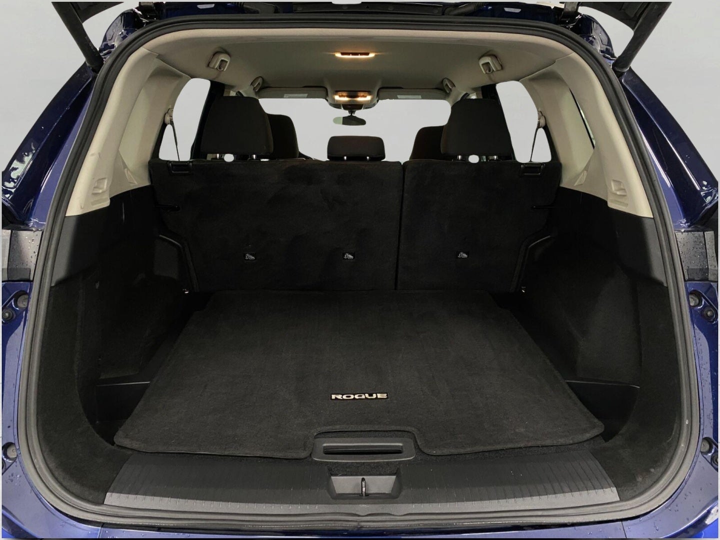 2025 Nissan Rogue AWD SV