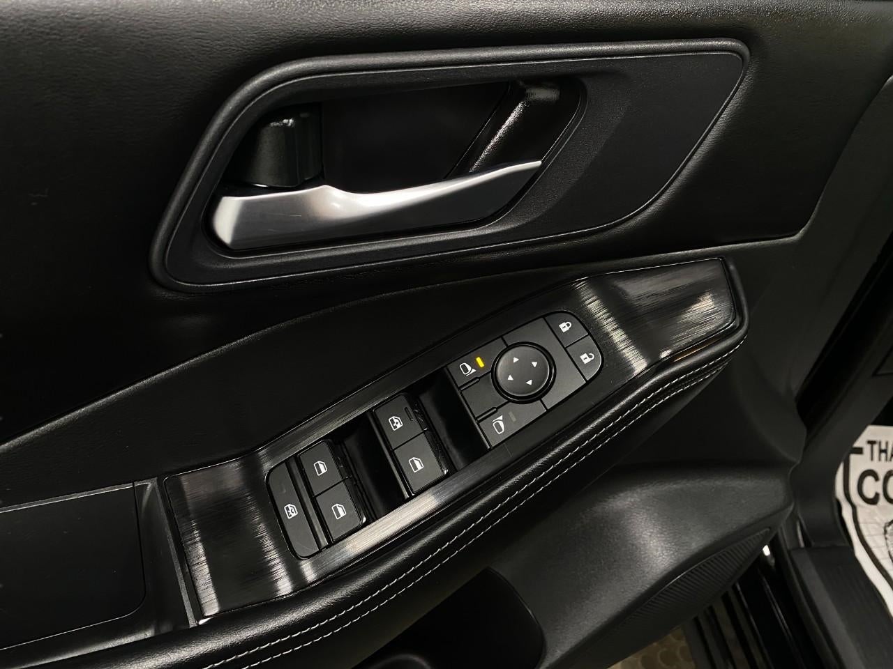 2025 Nissan Rogue AWD SV