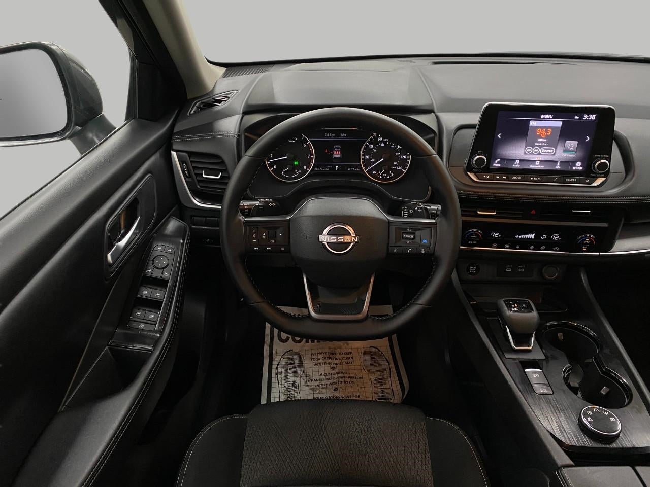 2025 Nissan Rogue AWD SV