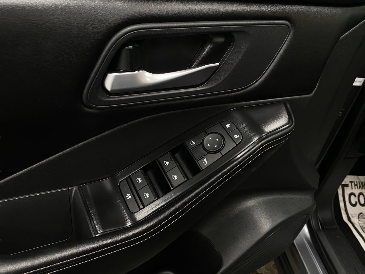 2025 Nissan Rogue AWD SV