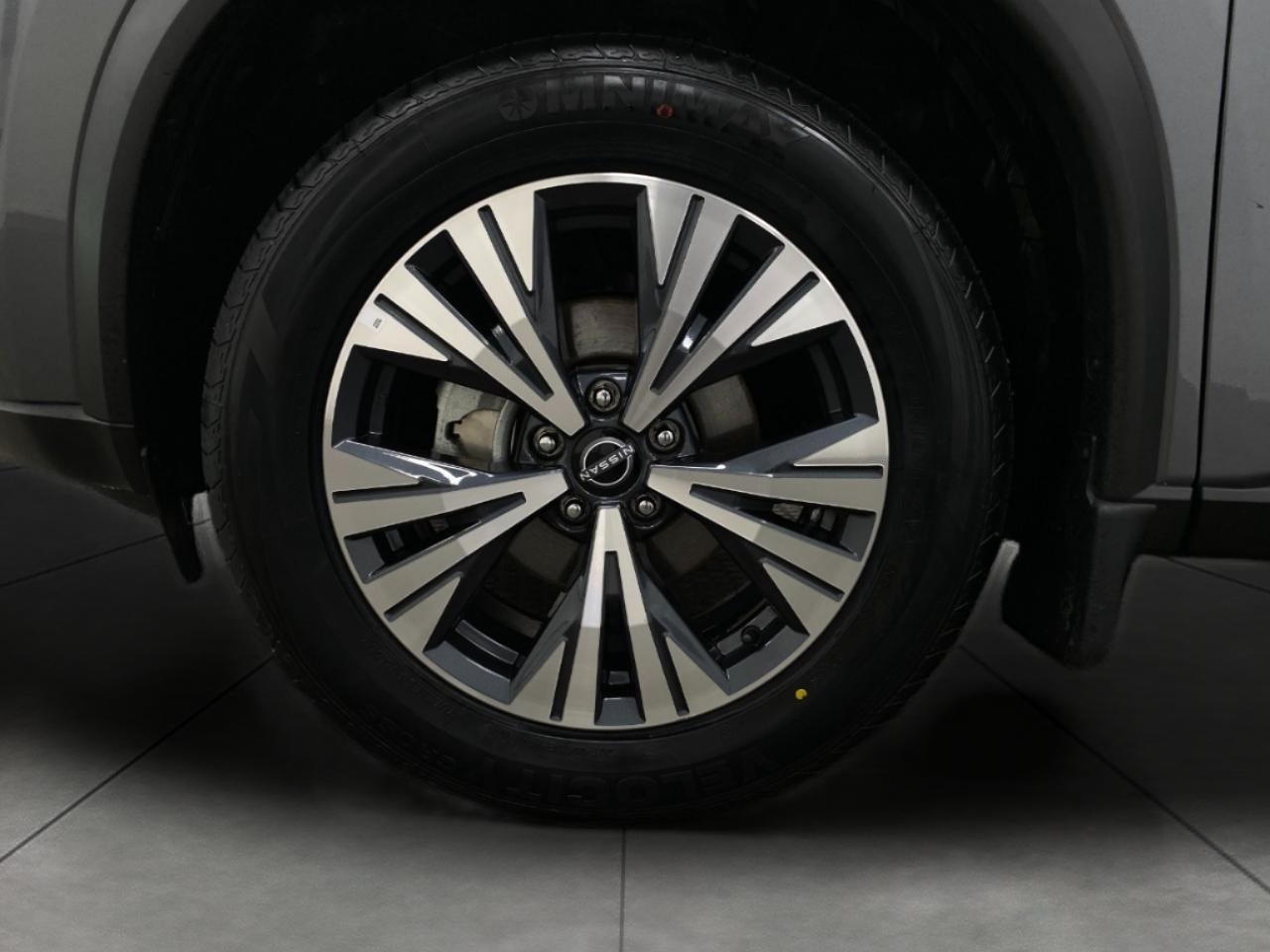 2023 Nissan Rogue AWD SV