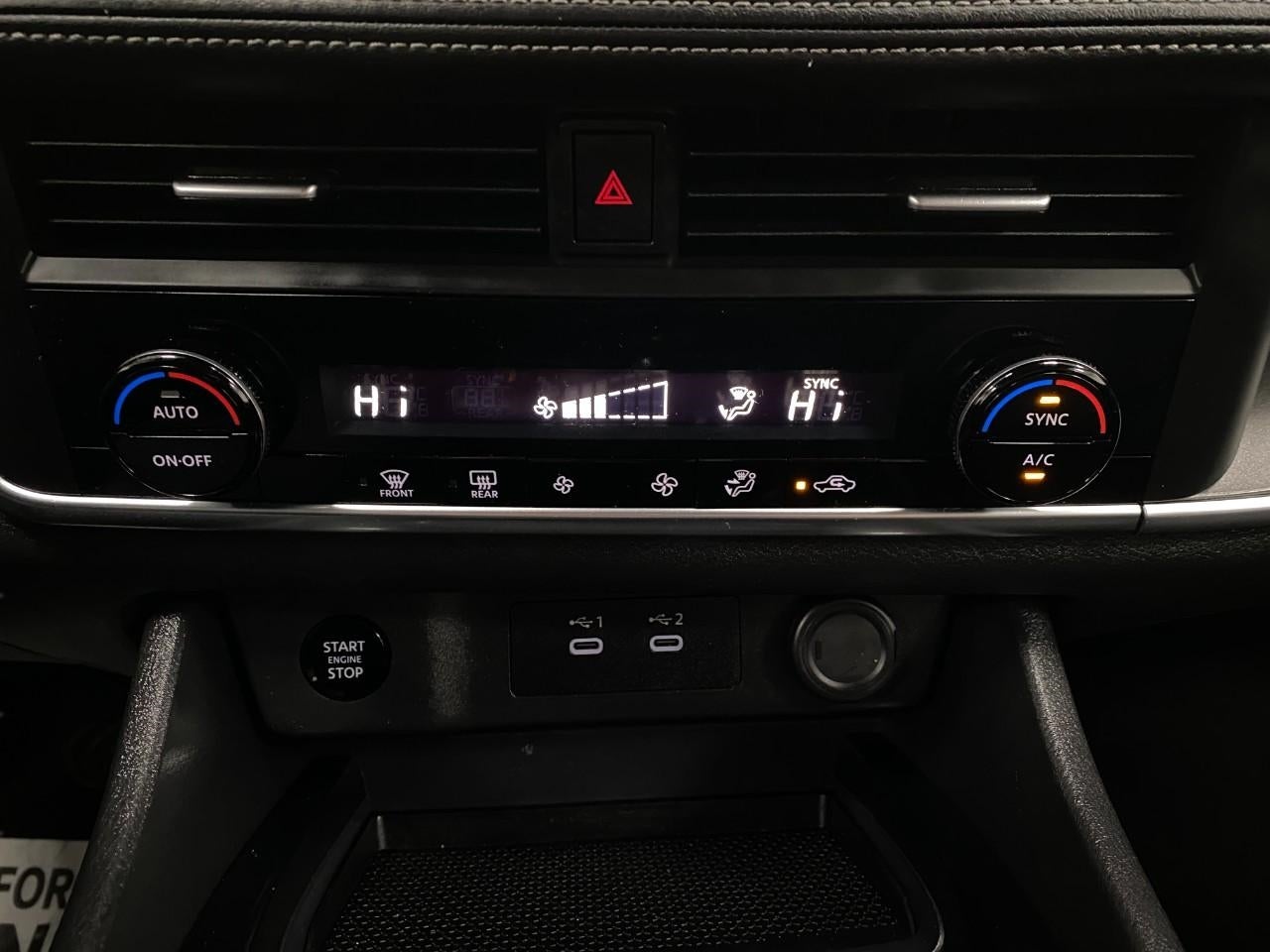 2025 Nissan Rogue AWD SV