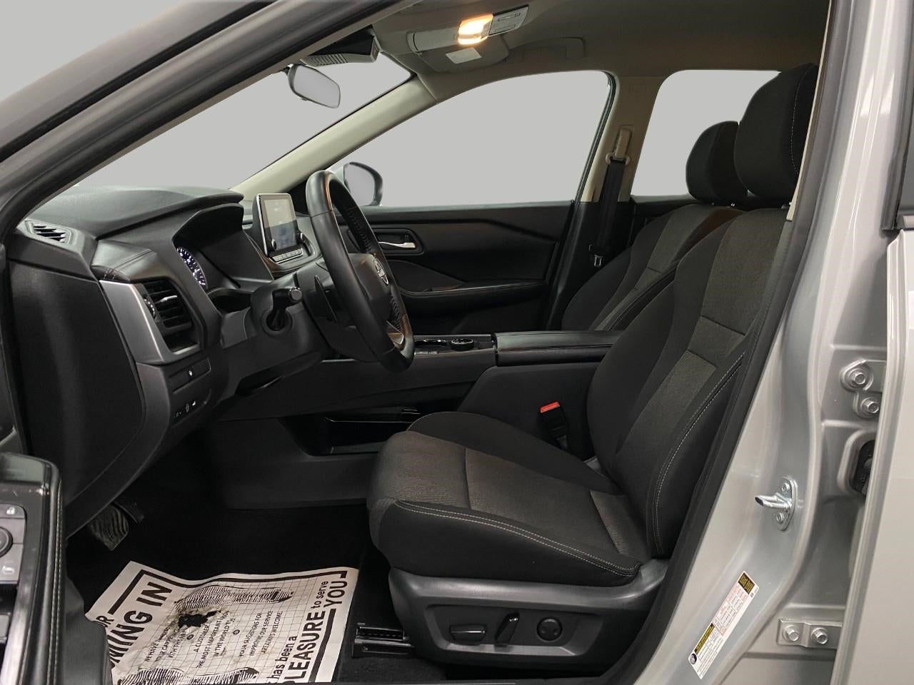 2025 Nissan Rogue AWD SV