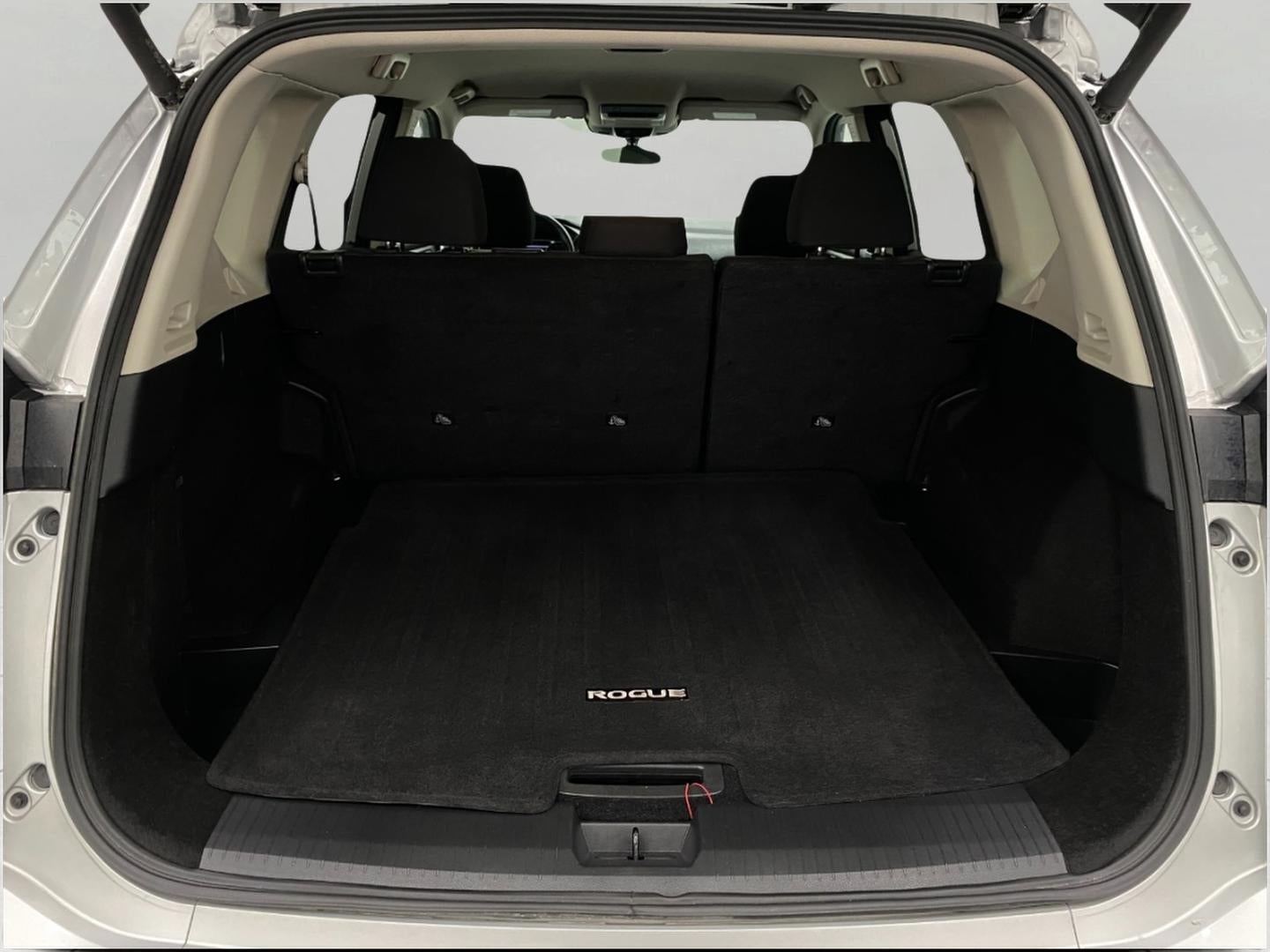 2025 Nissan Rogue AWD SV