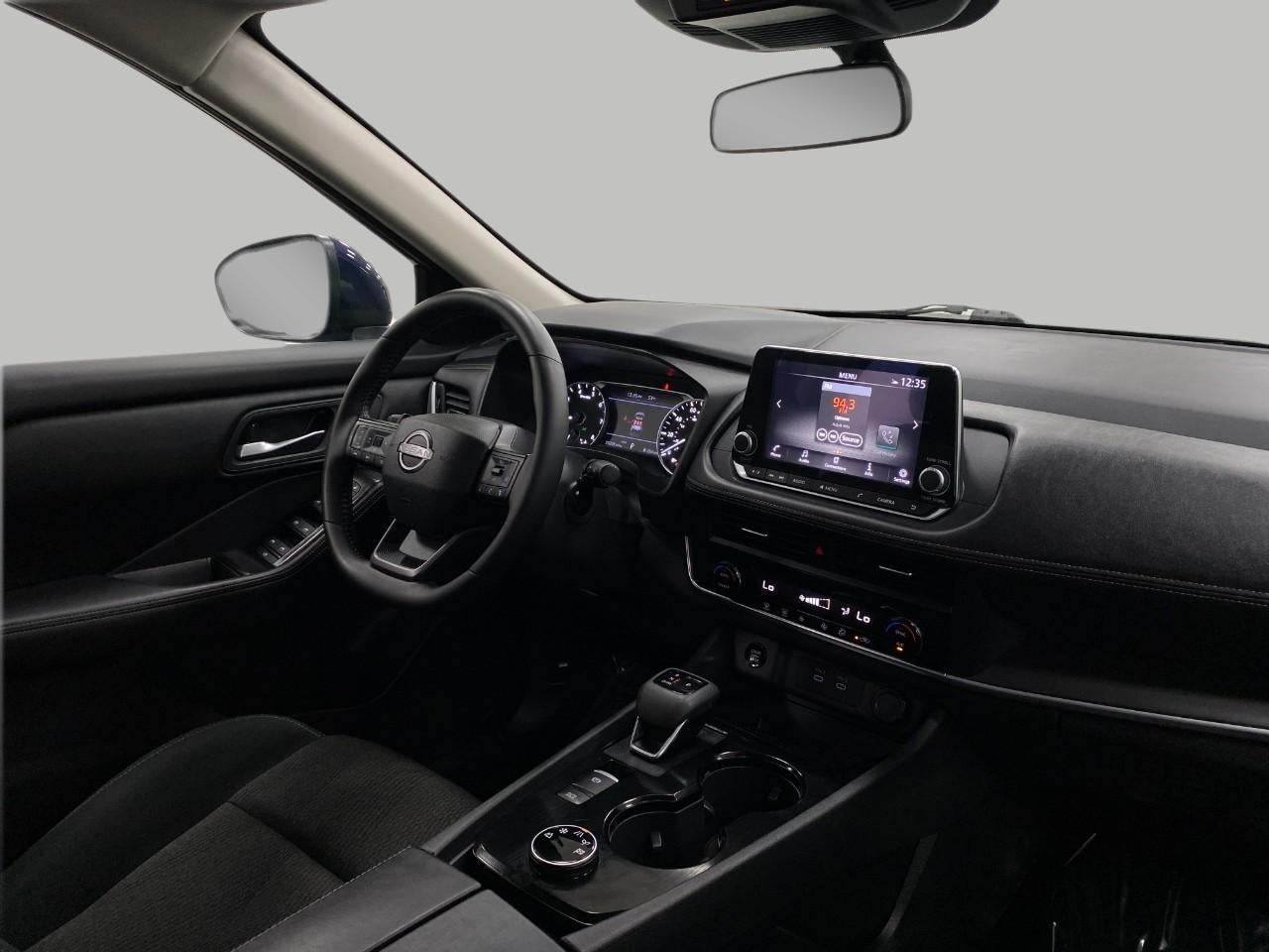 2025 Nissan Rogue AWD SV