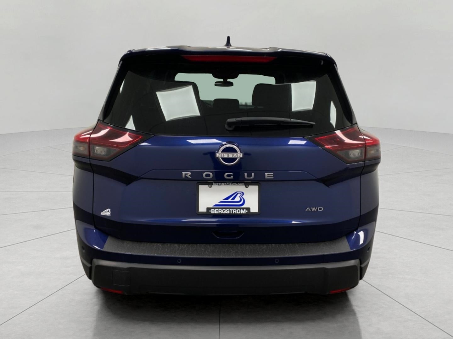 2025 Nissan Rogue AWD SV