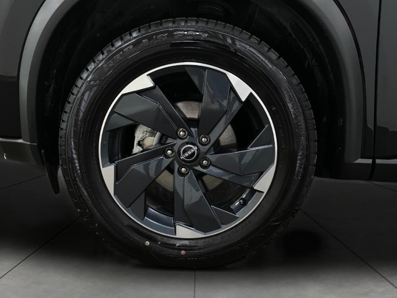 2025 Nissan Rogue AWD SV