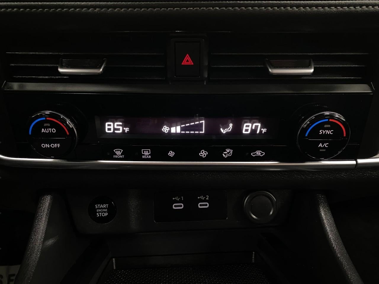 2025 Nissan Rogue AWD SV